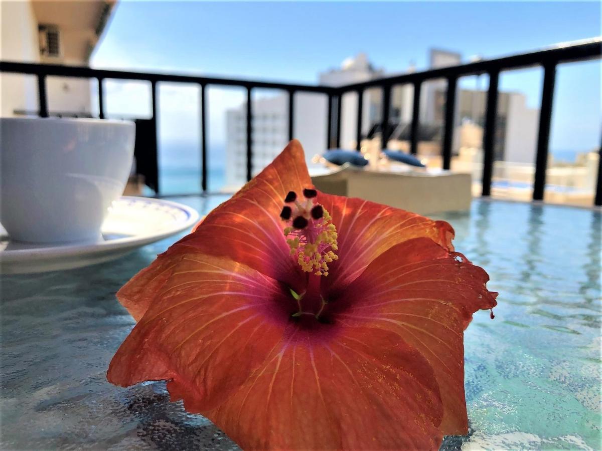 Salute To The Sea Apartment Nerja Bagian luar foto