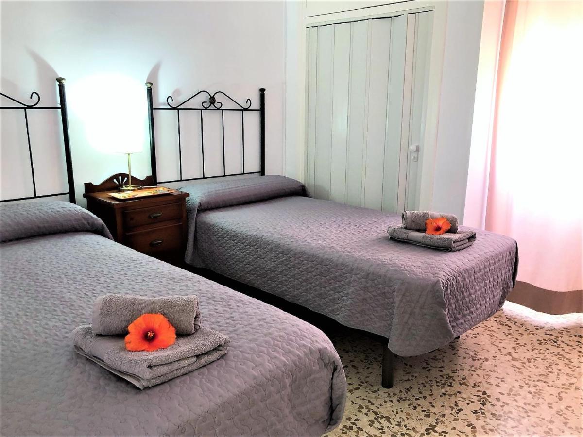 Salute To The Sea Apartment Nerja Bagian luar foto