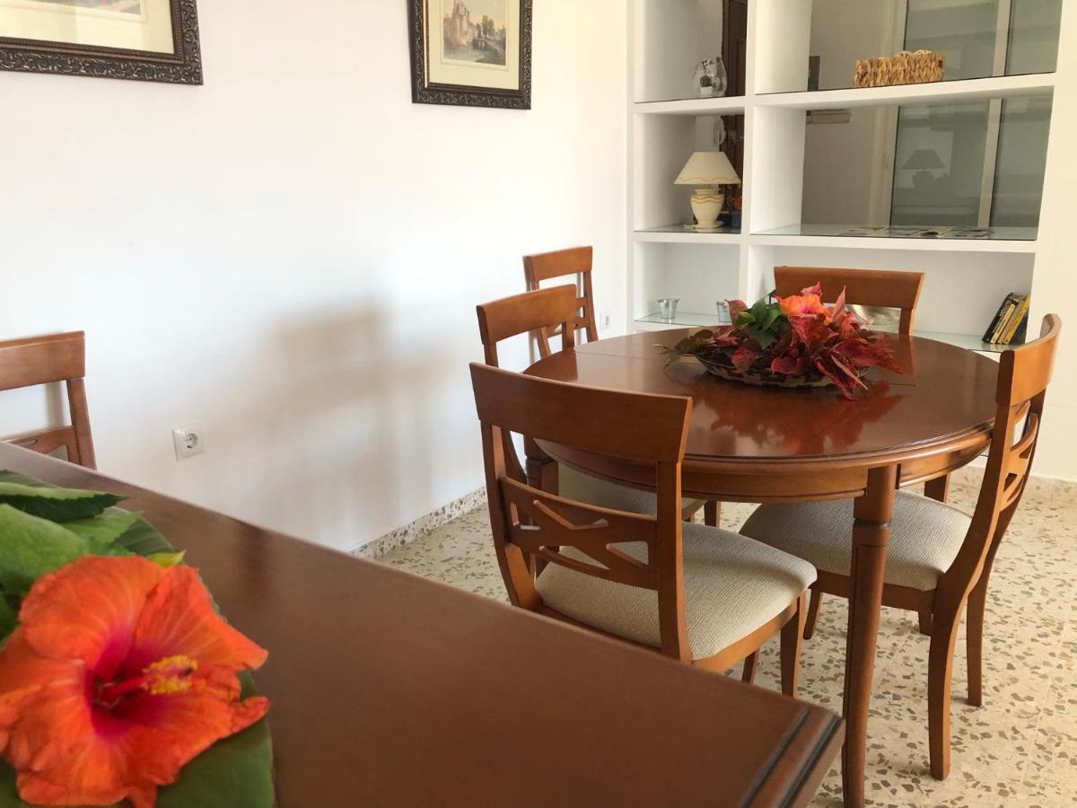 Salute To The Sea Apartment Nerja Bagian luar foto