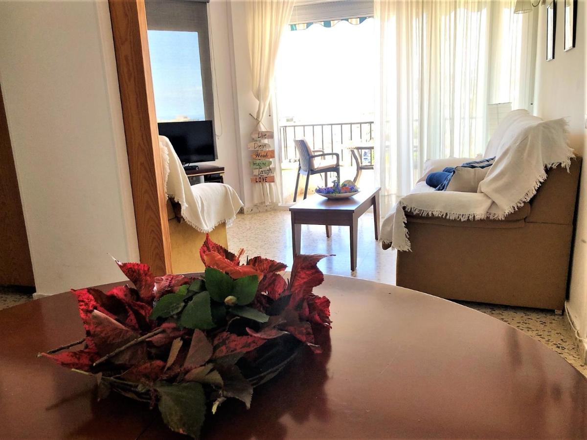 Salute To The Sea Apartment Nerja Bagian luar foto