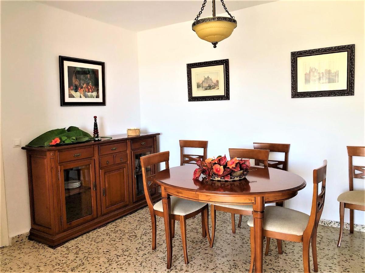 Salute To The Sea Apartment Nerja Bagian luar foto