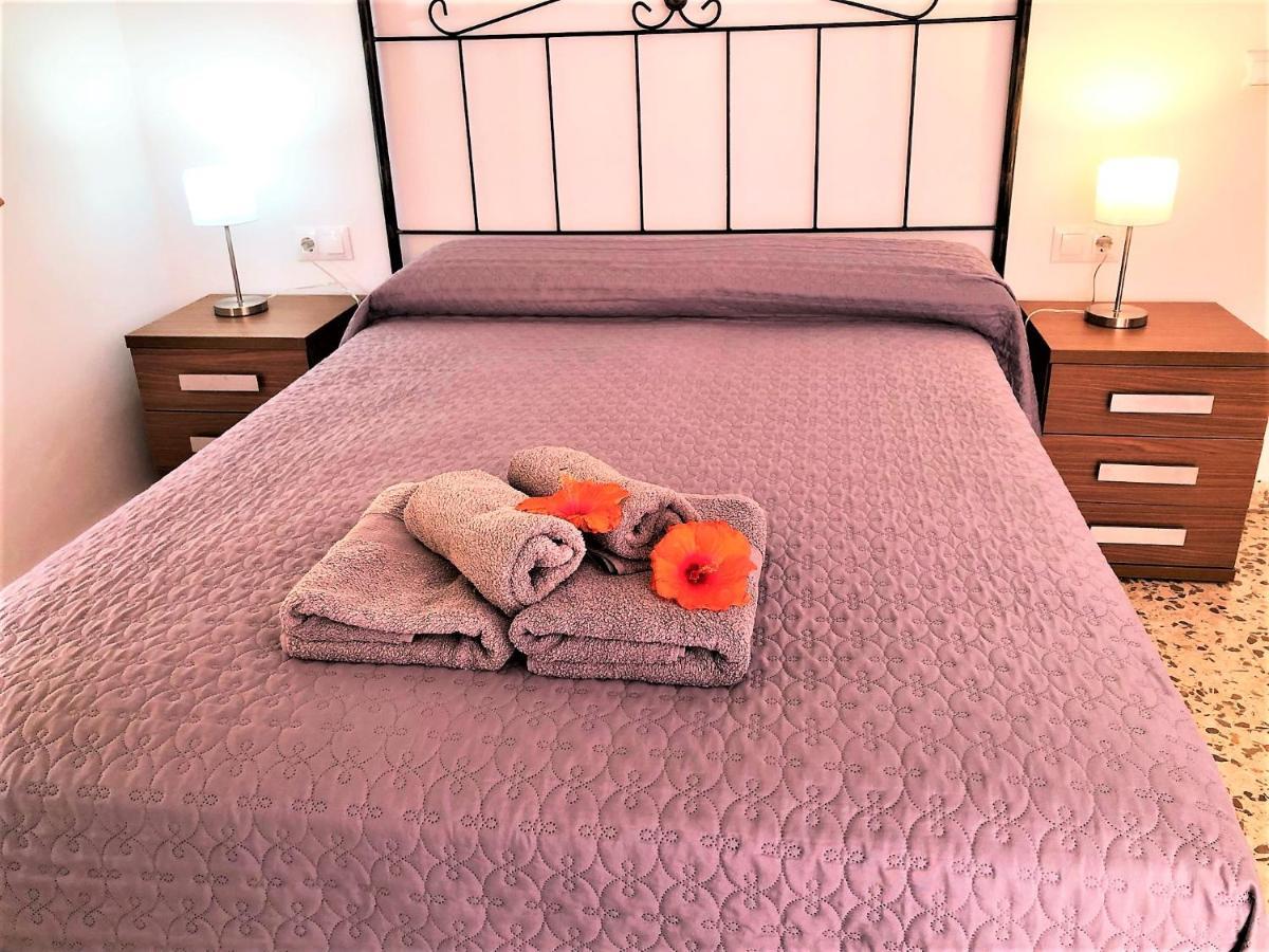 Salute To The Sea Apartment Nerja Bagian luar foto