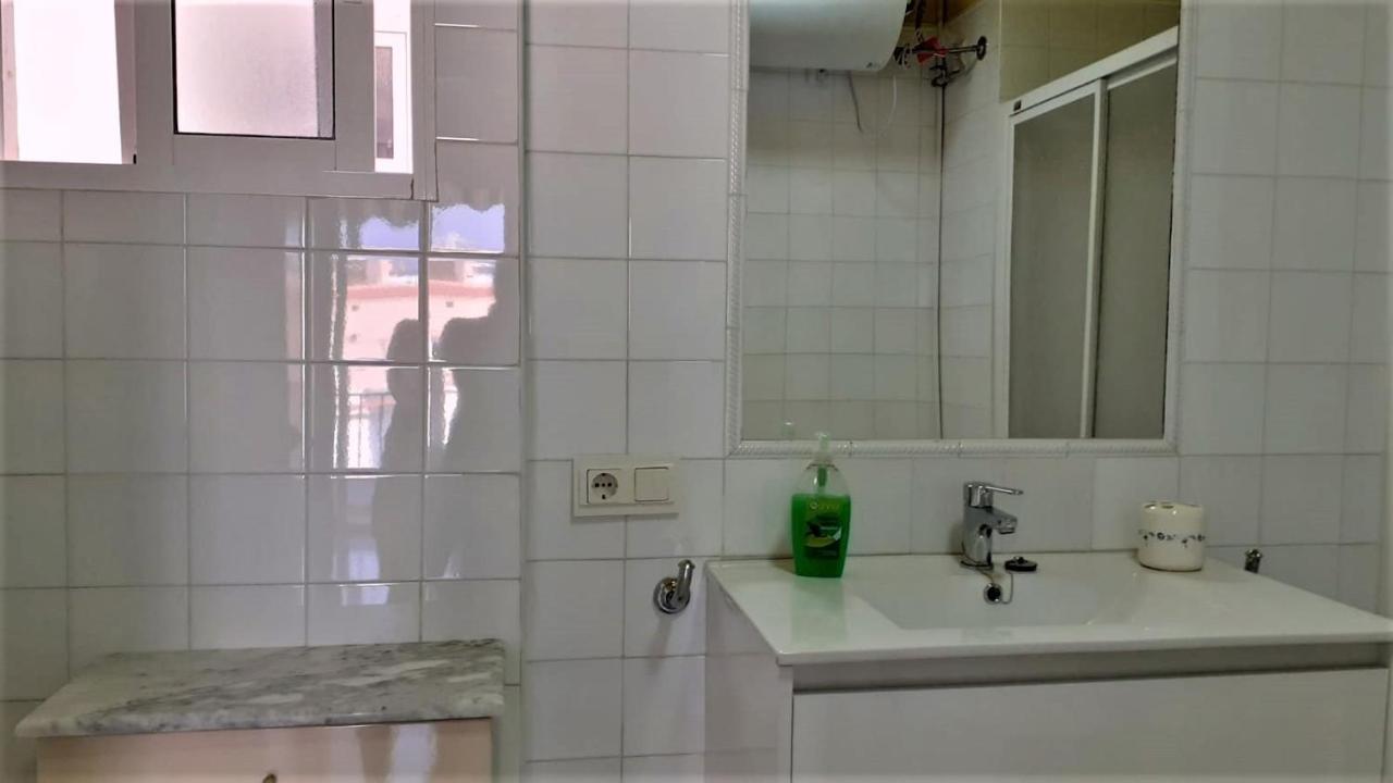 Salute To The Sea Apartment Nerja Bagian luar foto