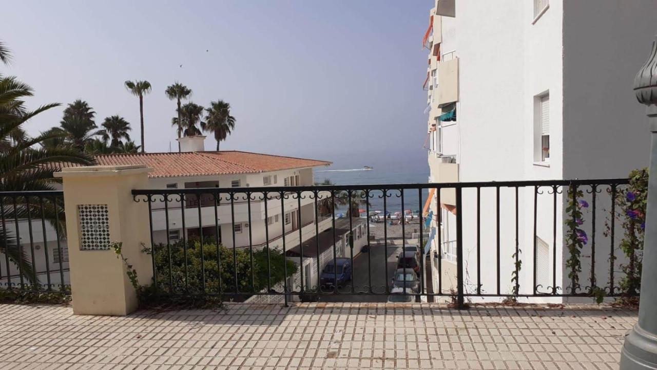 Salute To The Sea Apartment Nerja Bagian luar foto